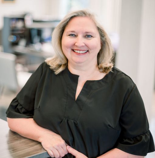 Photo of Vicki Leipert